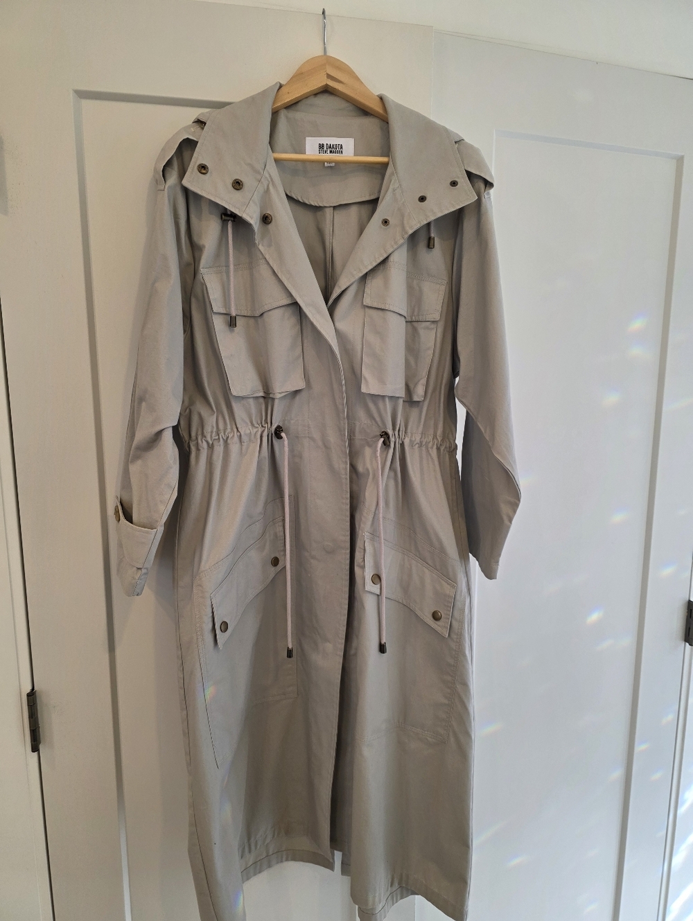 BB Dakota/Steve Madden Light Beige Trench Coat size Med